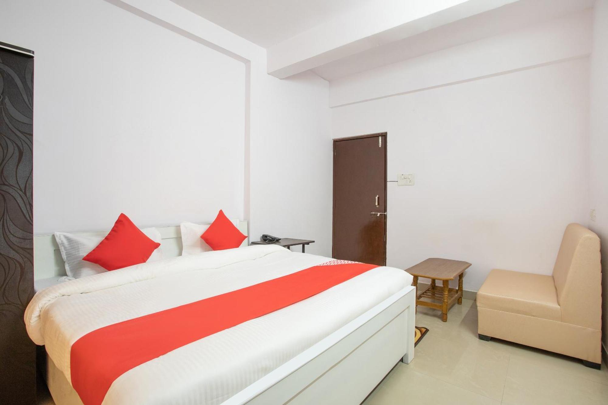 OYO 28691 Hotel Golden Star Bhopal Exterior foto