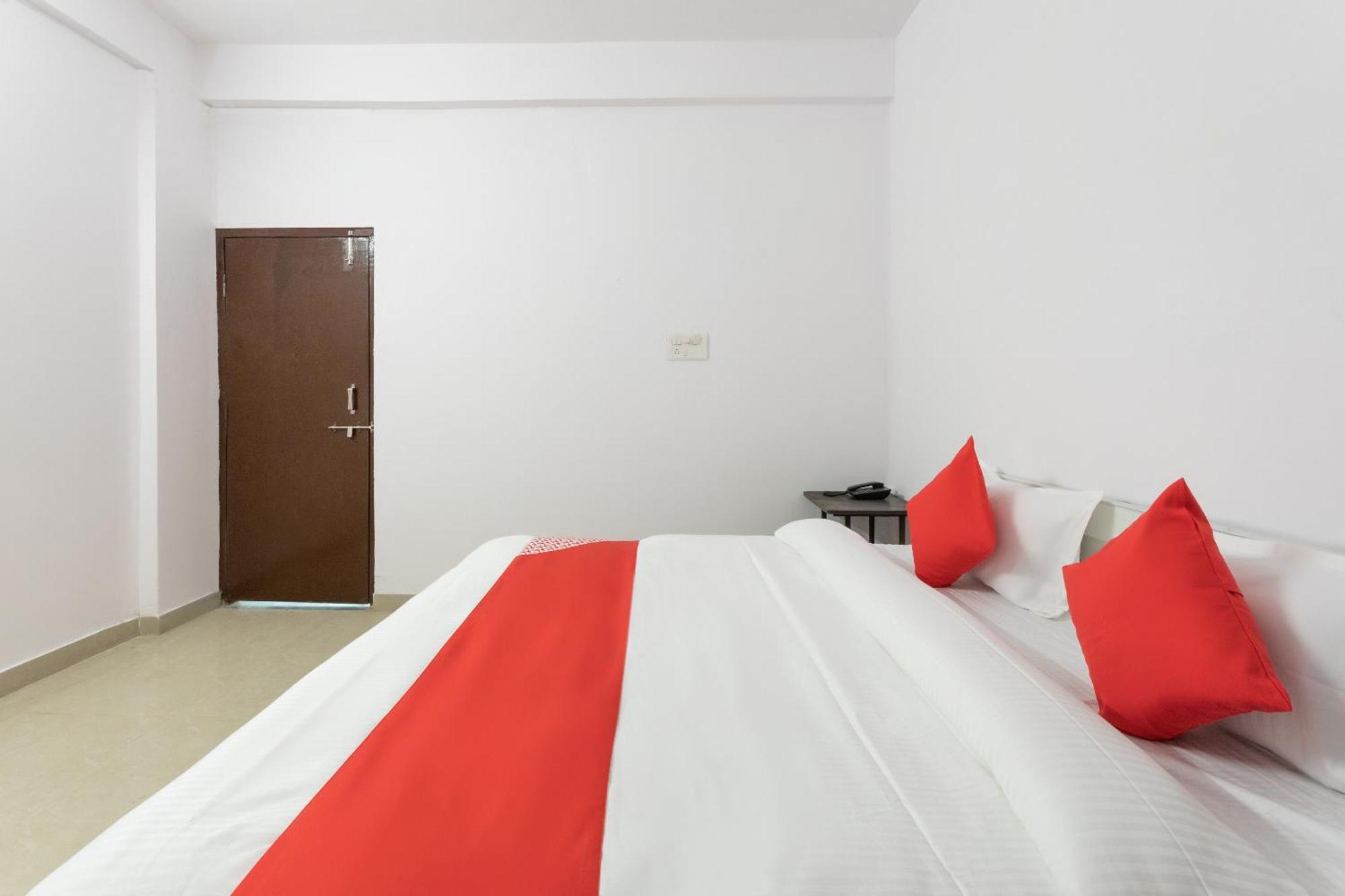 OYO 28691 Hotel Golden Star Bhopal Exterior foto